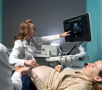 В Москве врачи помогли беременной женщине с редким иммунным заболеванием