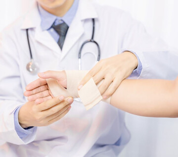 Кровоостанавливающее средство из модифицированной целлюлозы создали российские ученые