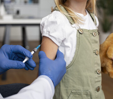 Вакцинацию от менингококковой инфекции могут включить в НКПП уже в 2026 году