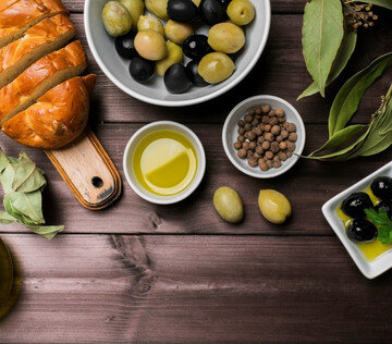 Средиземноморская диета может компенсировать генетическую предрасположенности к болезни Альцгеймера